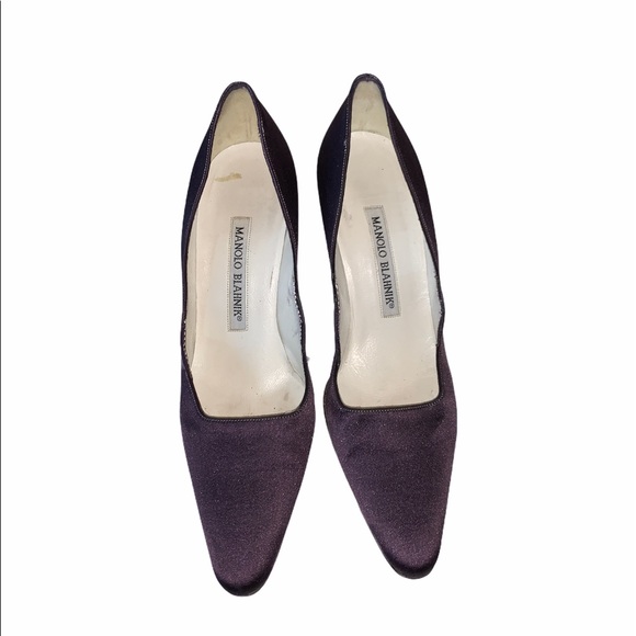 Manolo Blahnik purple satin pumps in size 5 - Picture 2 of 9